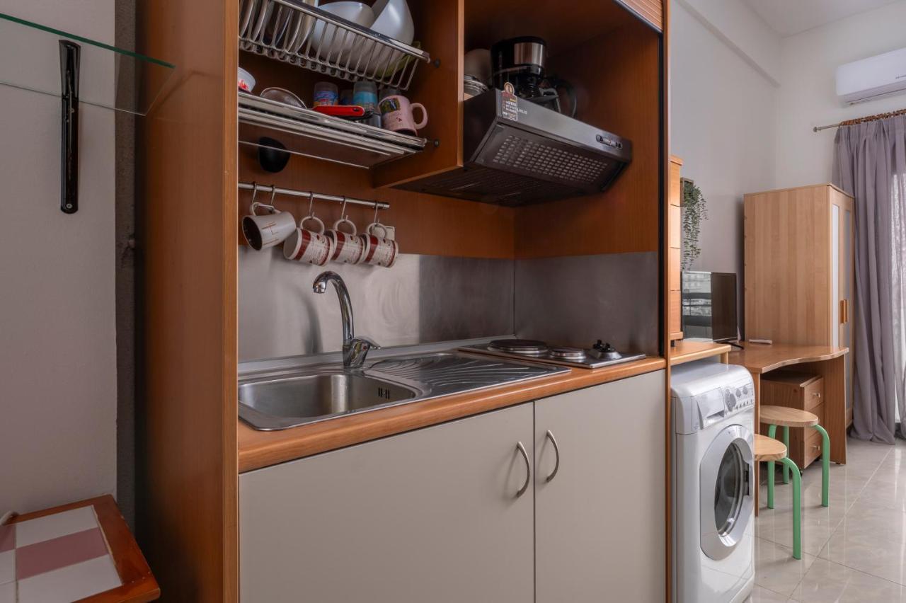 Kosmos Service Apartment Beautiful Studio 1 With Additional Cost Parking Salonicco Esterno foto